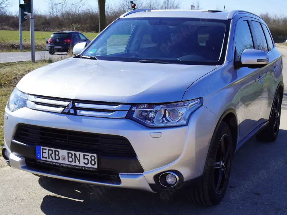 Mitsubishi Outlander Outlander 2.2 DI-D 4WD Top