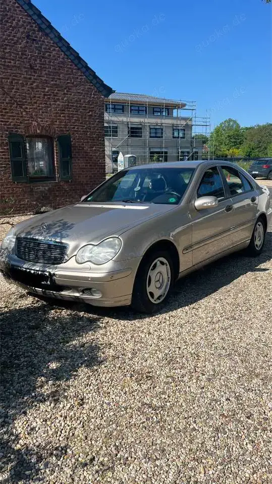 Mercedes-Benz C 180 Classic