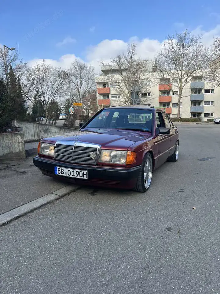 Mercedes-Benz 190