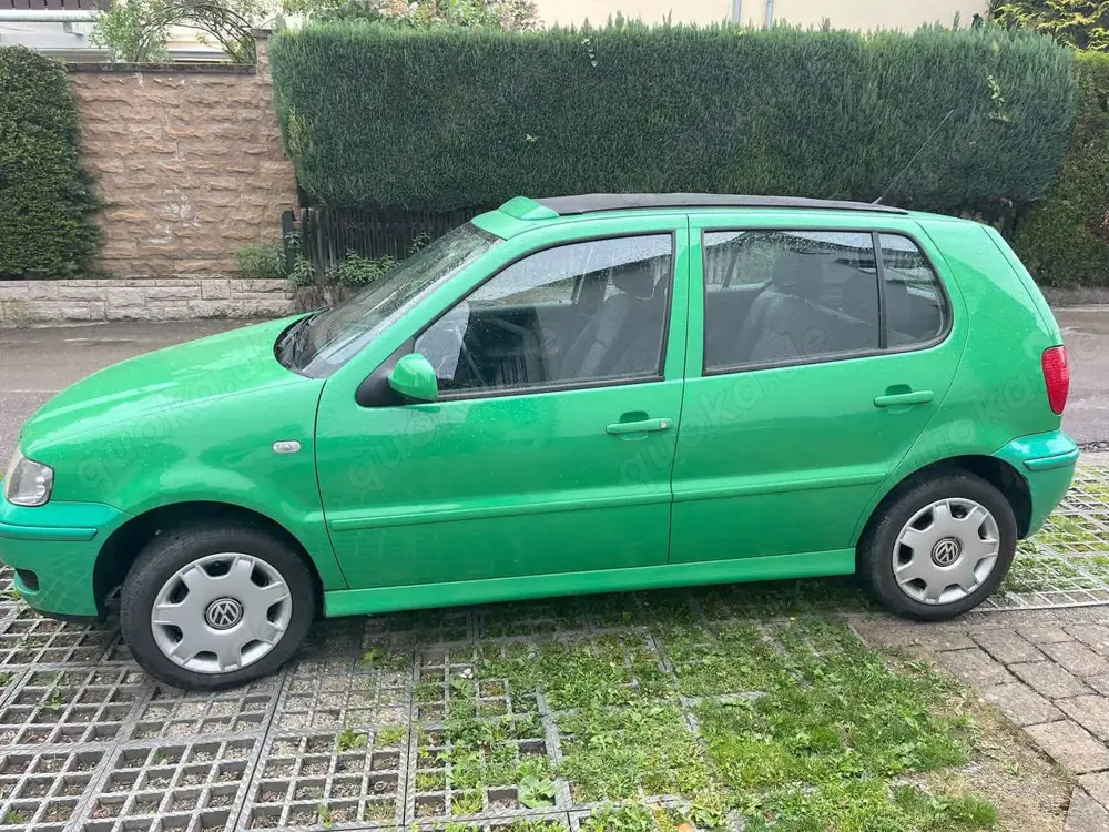 Volkswagen Polo Limousine