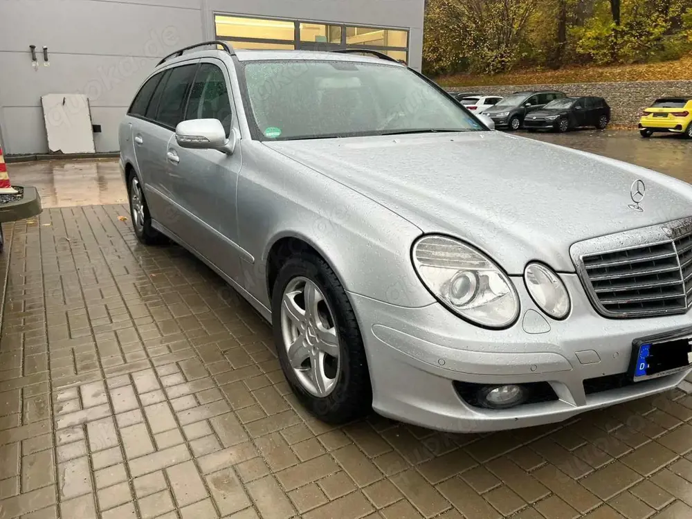 Mercedes-Benz E 220 CDiI  T, 8Fach,AHK, 7 Sitz,P