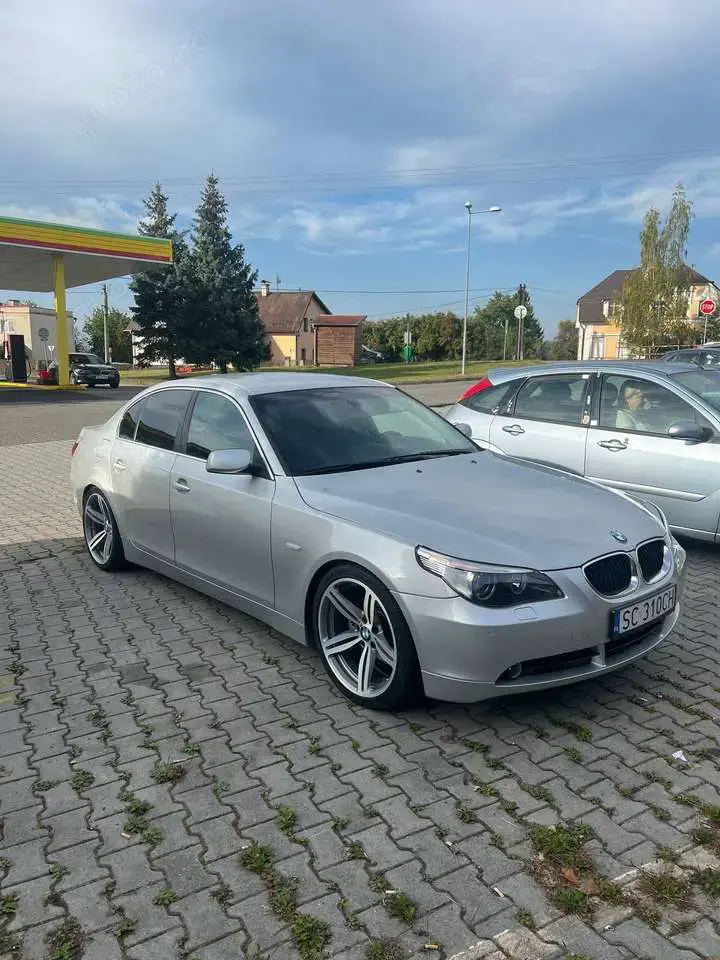 BMW 525 525i