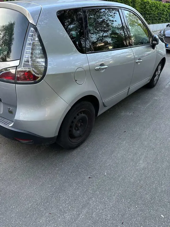 Renault Scenic Scenic dCi 110 EDC Xmod Bose Edition