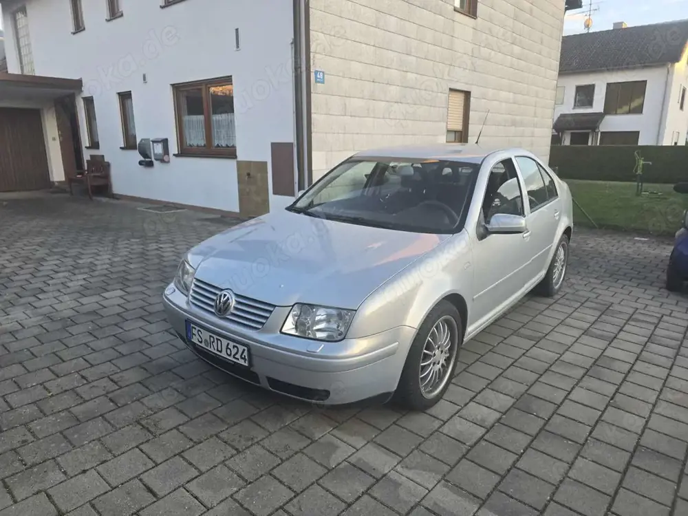 Volkswagen Bora 2.3 V5 4Motion Trendline