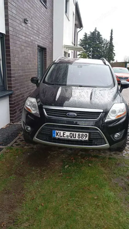 Ford Kuga 2.0 TDCi 2x4 Titanium