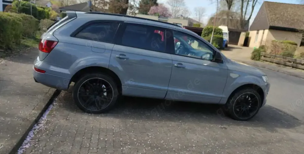 Audi Q7 3.0 TDI DPF quattro tiptronic