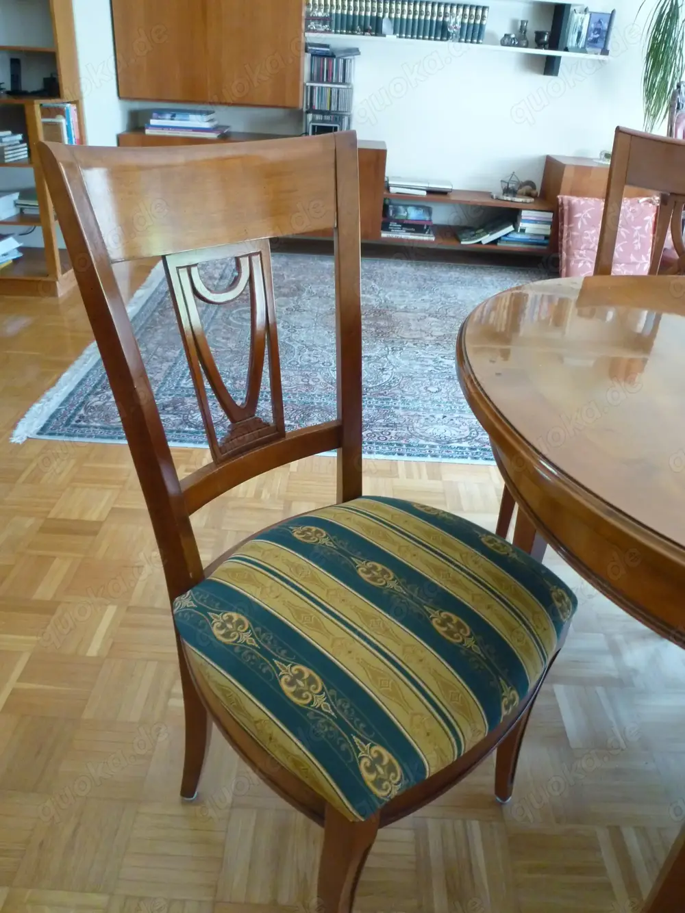 Stühle für Wohnzimmer