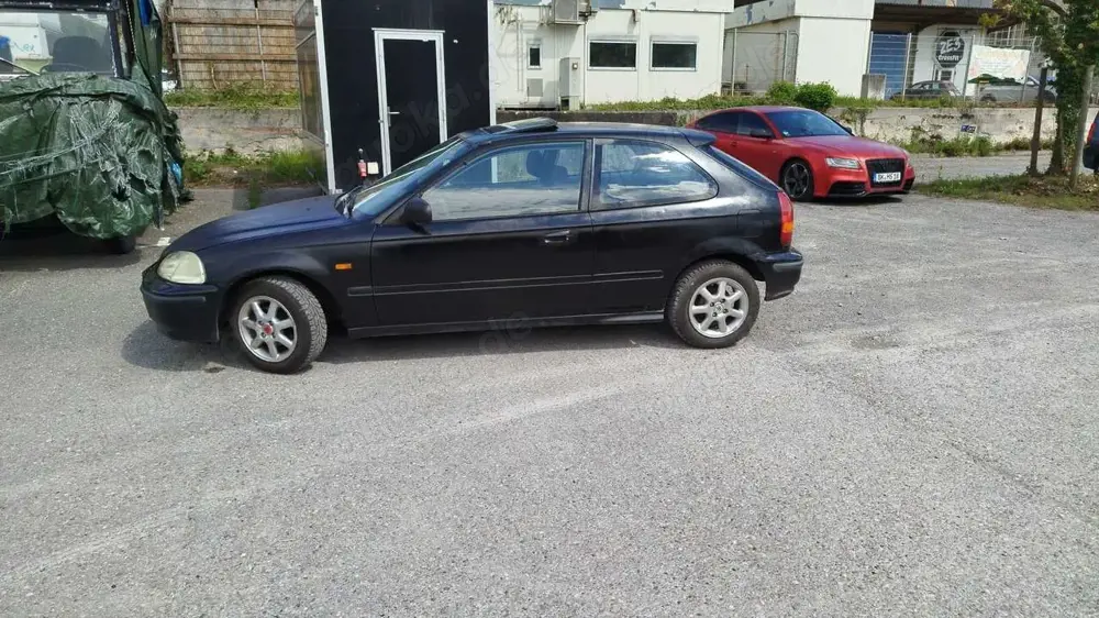 Honda Civic Coupe 1.6i SR