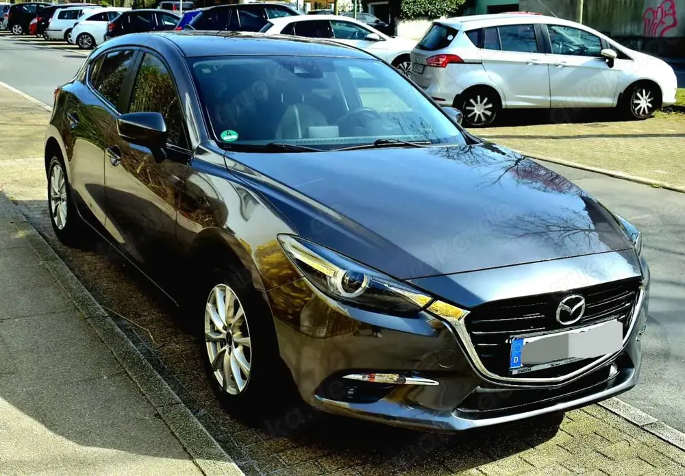 Mazda 3 3 SKYACTIV-G 120 Signature