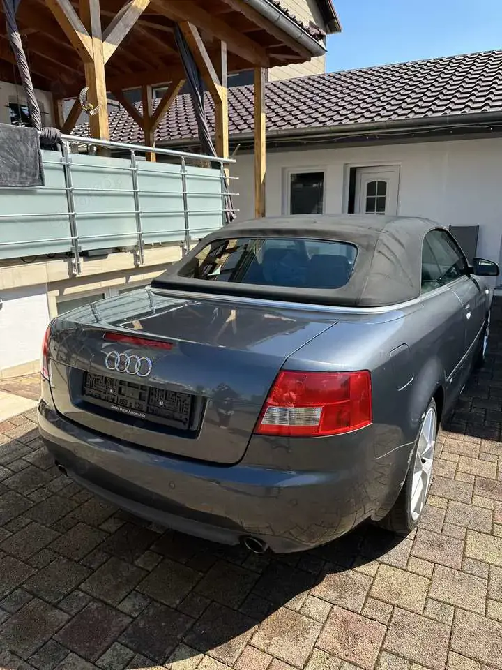 Audi A4 1.8 T Cabriolet S-Line