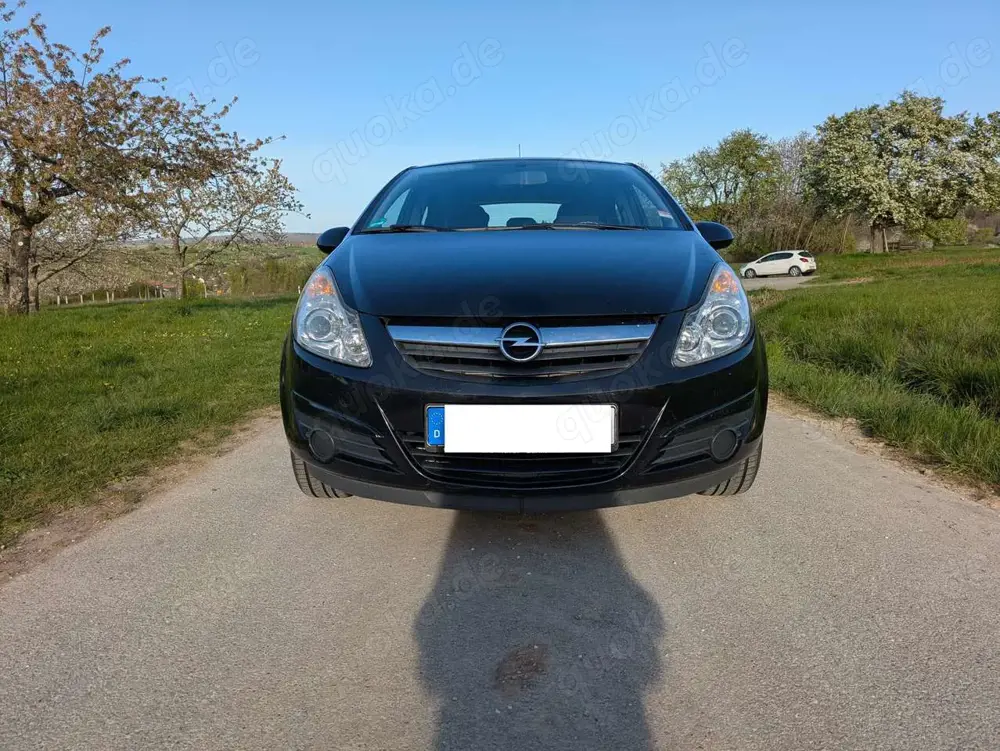 Opel Corsa Opel Corsa D, 80PS, 1.2 Twinport,schwarz, 5 Tür
