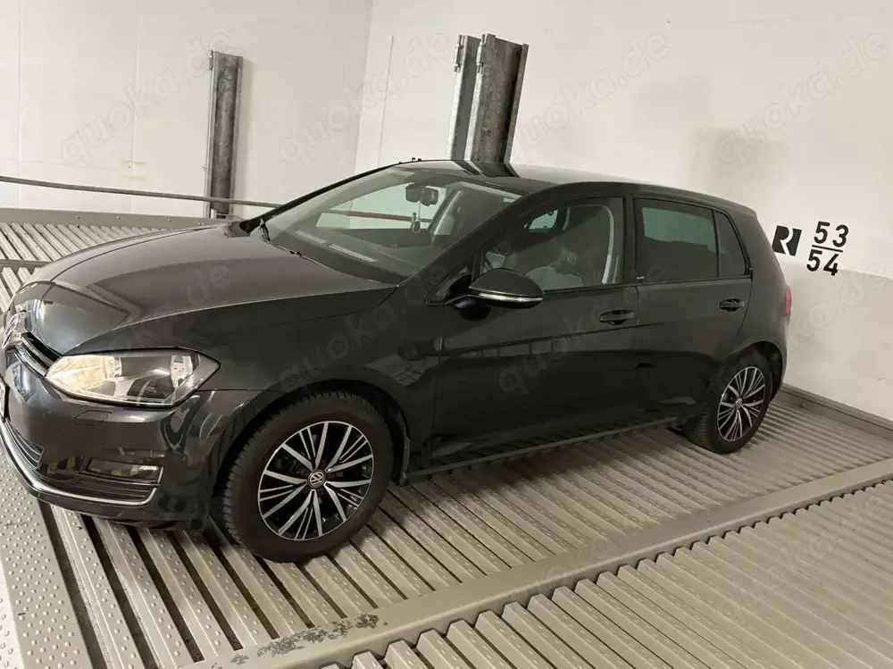 Volkswagen Golf 1.6 TDI BlueMotion Technology DSG Allstar