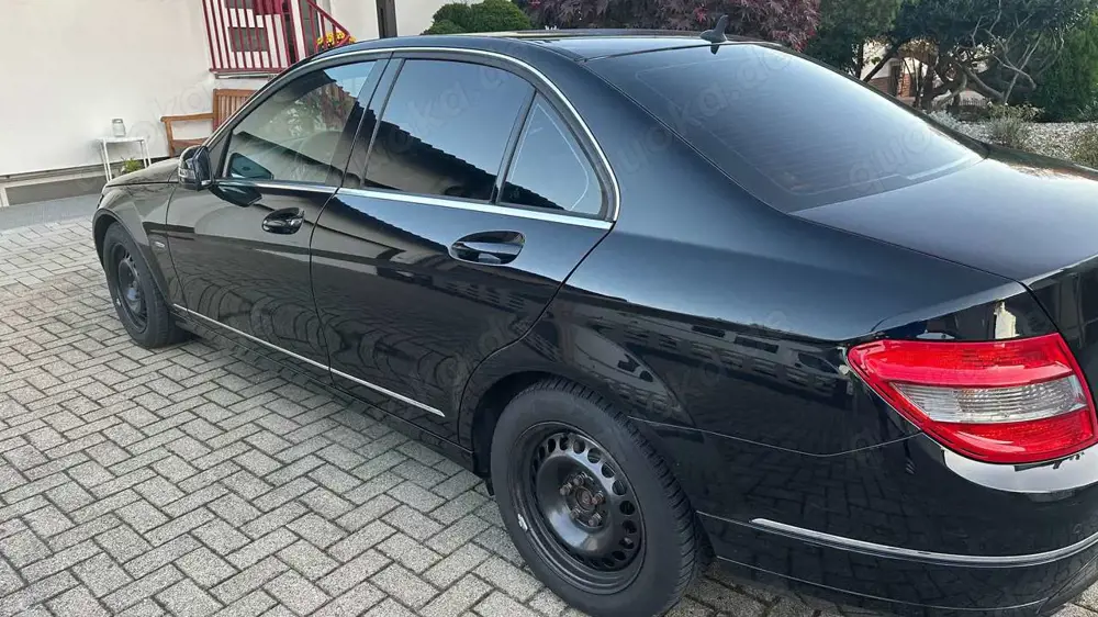 Mercedes-Benz C 200 C 200 CDI DPF BlueEFFICIENCY