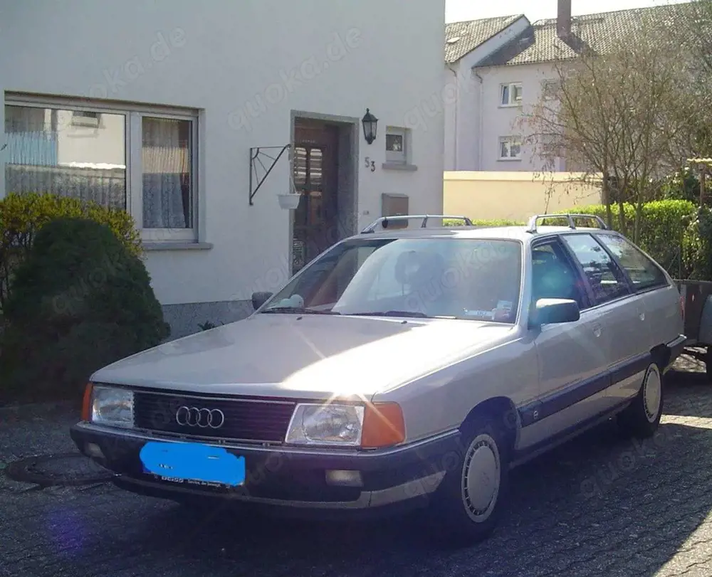 Audi 100