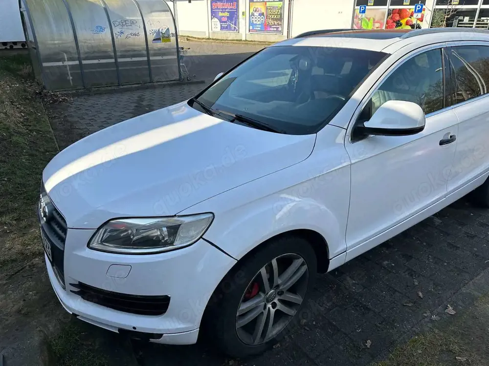 Audi Q7 3.0 TDI DPF quattro tiptronic