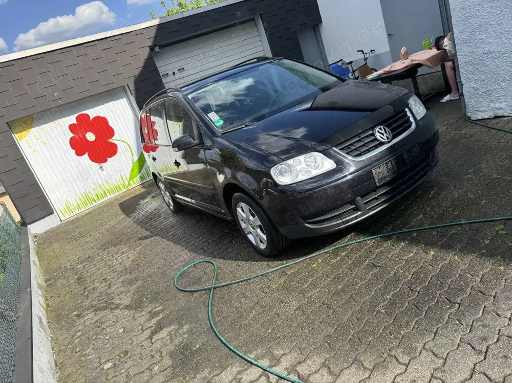 Volkswagen Touran 2.0 FSI Highline
