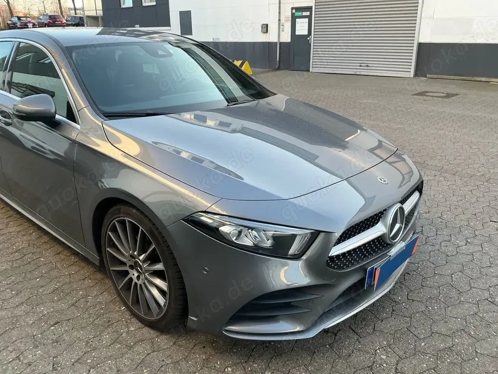 Mercedes-Benz A-Klasse A 180 AMG Line