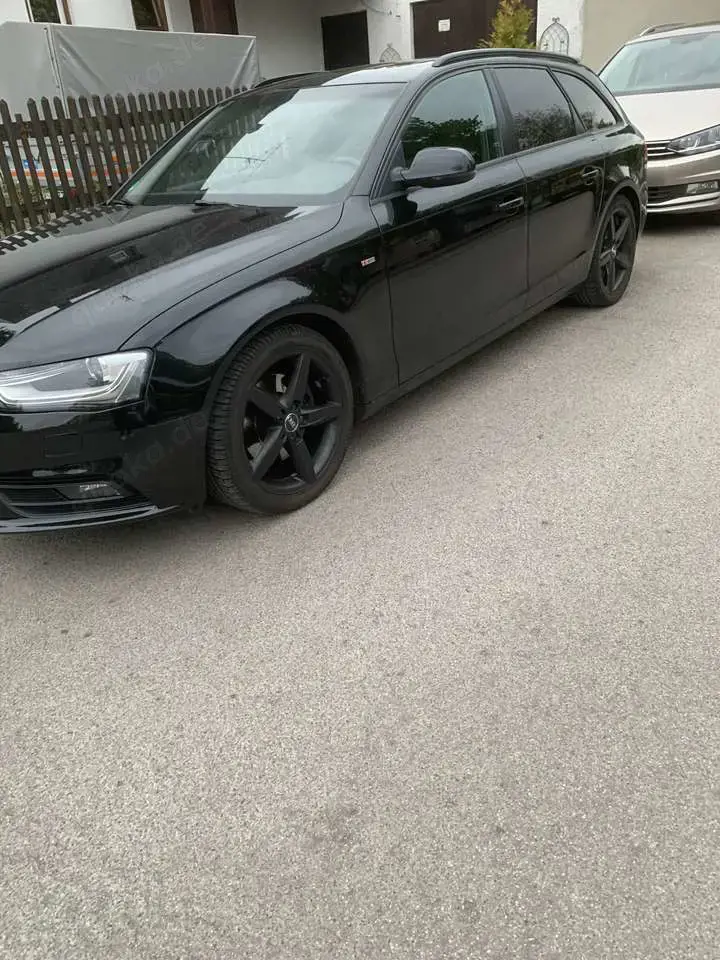 Audi A4 Avant 2.0 TDI DPF multitronic S line Sportpaket