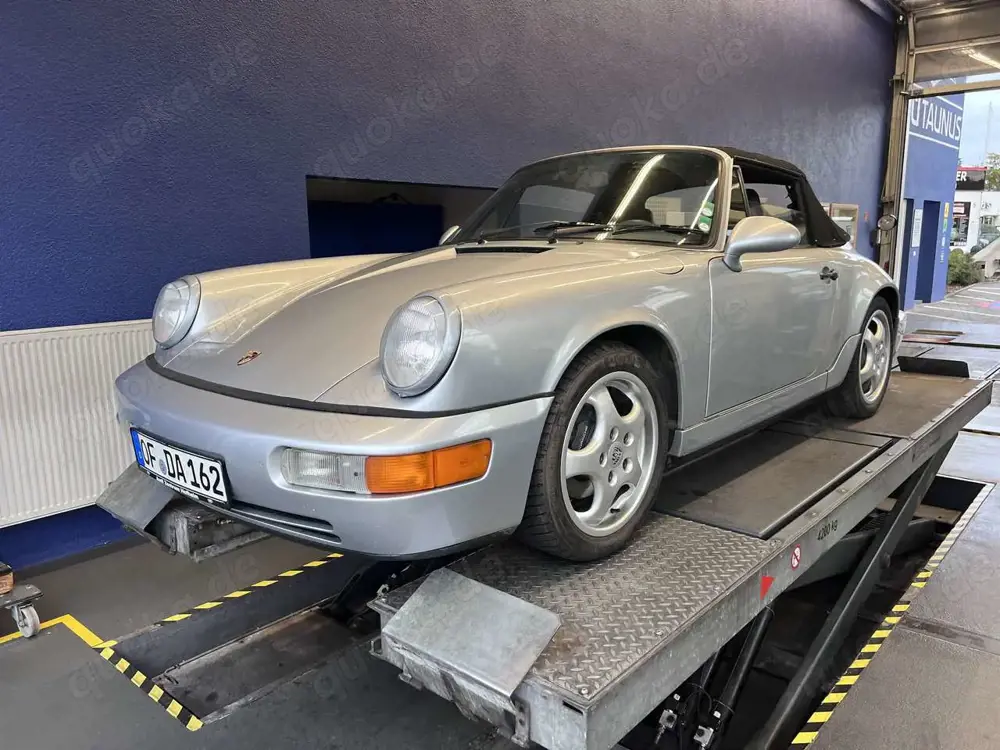Porsche 964
