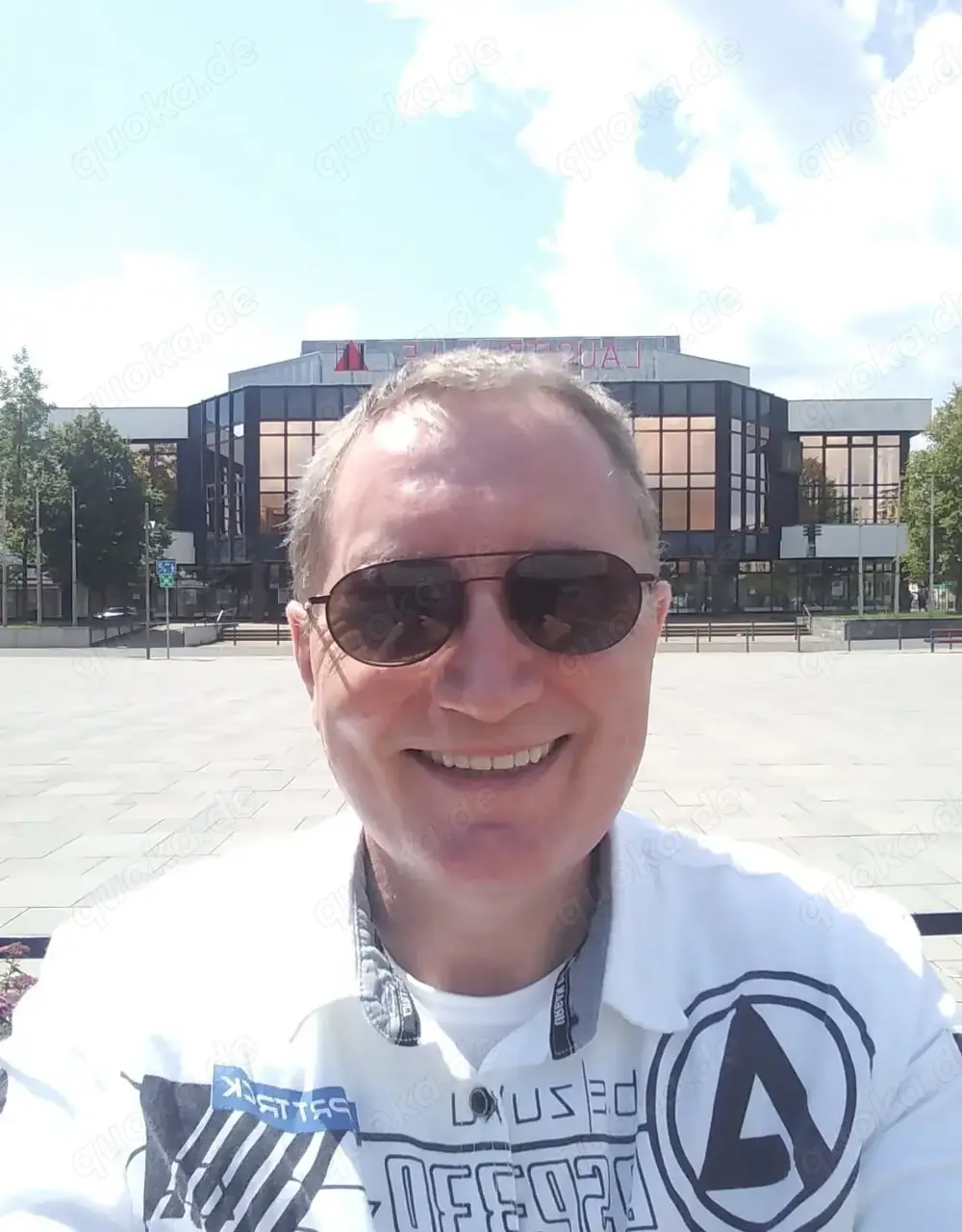 Erfahrener Zungenvirtuose, für deine Muschi?