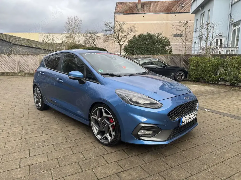 Ford Fiesta 1.5 EcoBoost SS mit Leder-Exclusiv-Paket ST