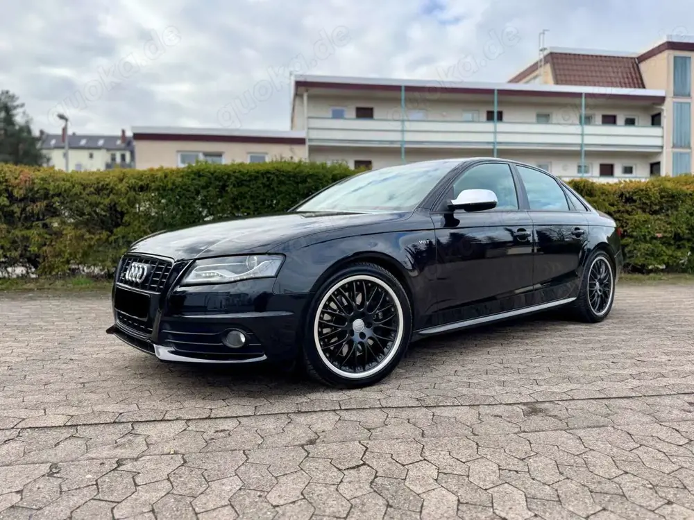 Audi S4 S4 Quattro Limousine als Schalter