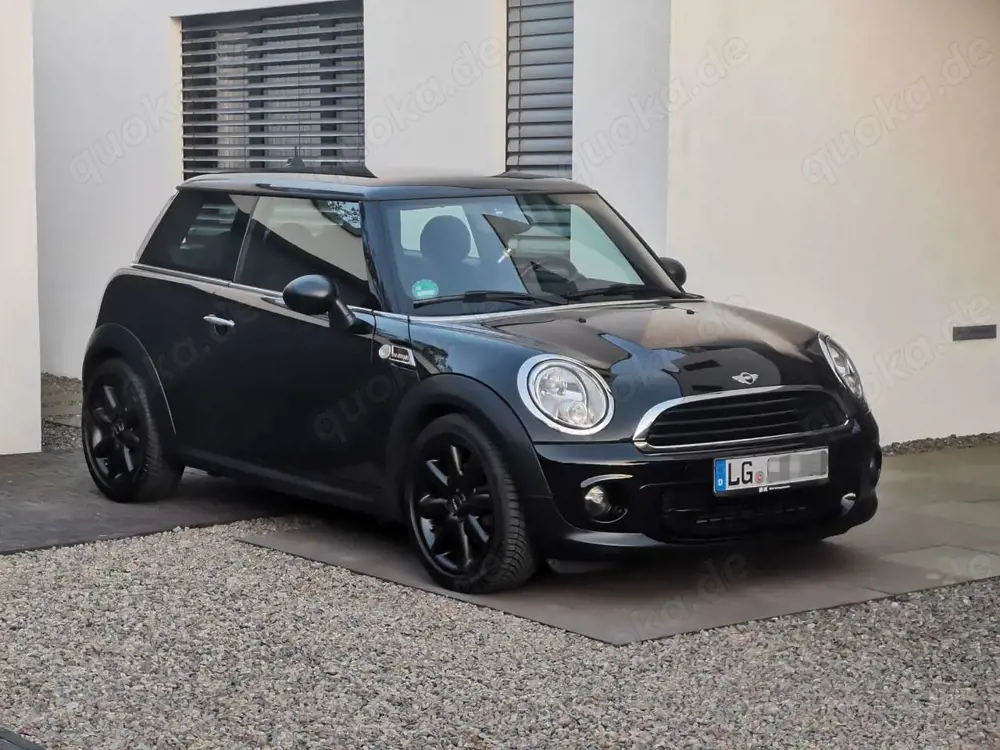 MINI One Navi/HarmanKardonHiFi/Klimaaut/Kettensp.RiemenNEU
