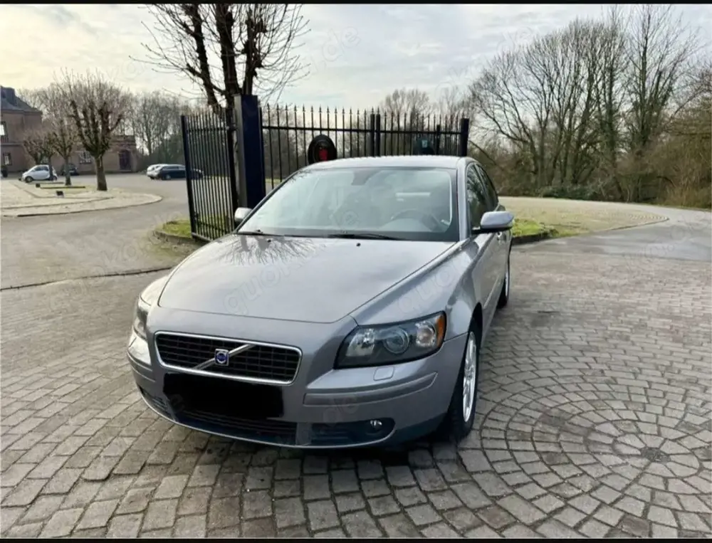Volvo S40