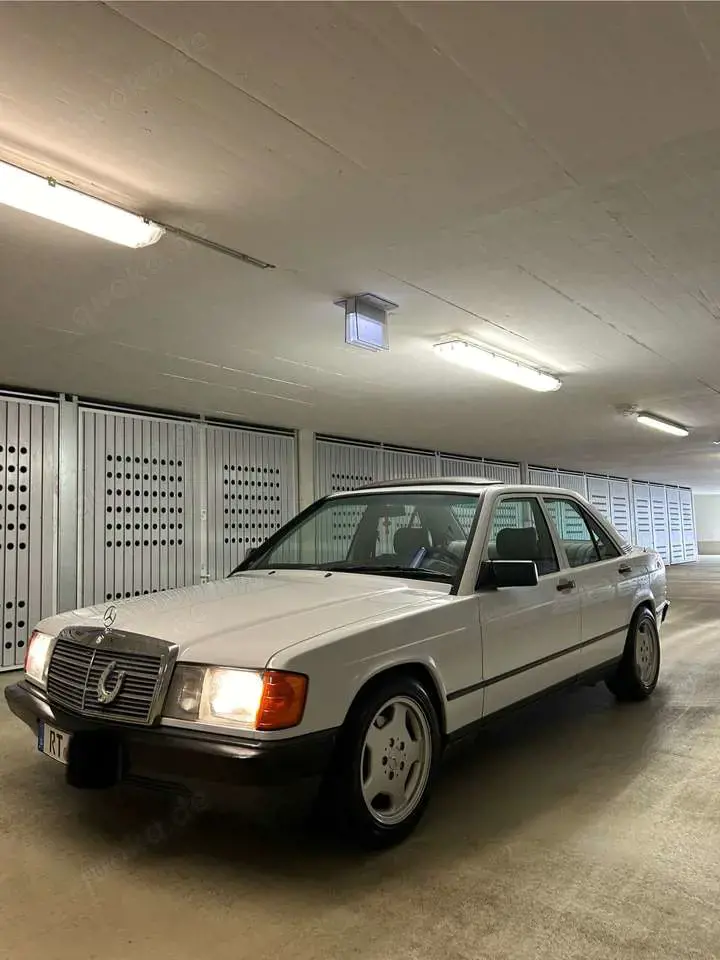 Mercedes-Benz 190 190E/W201