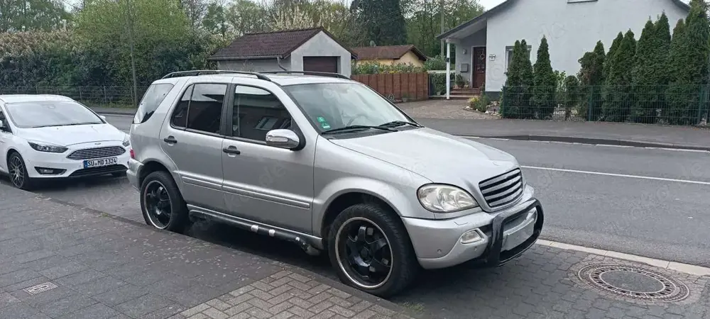 Mercedes-Benz ML 350 Mercedes ML350 Benzin/Gas WE ANGEBOT 3999€