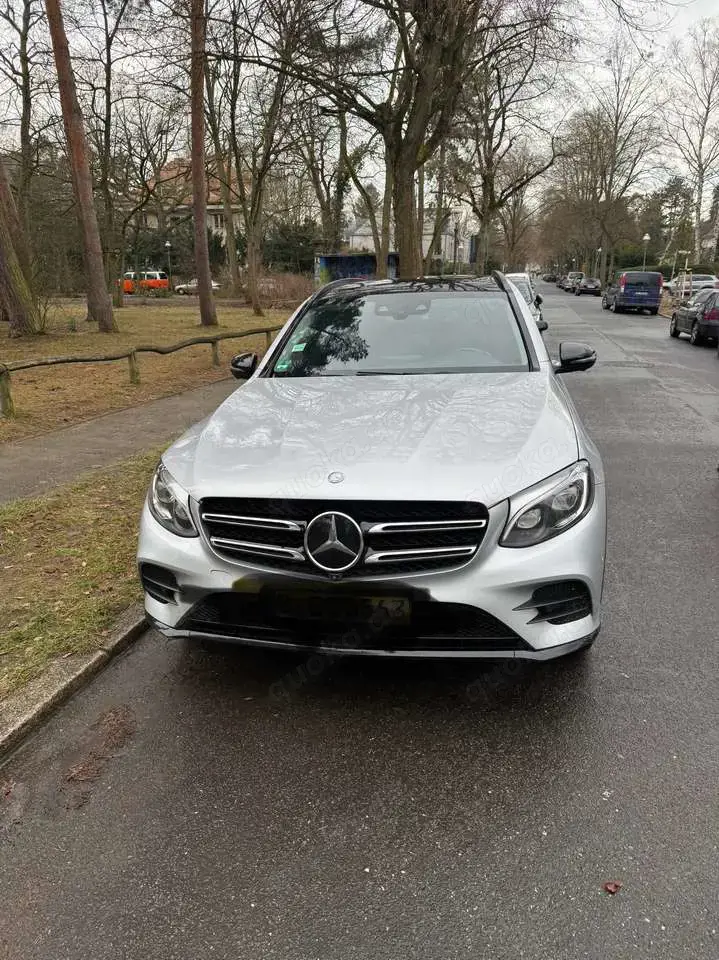 Mercedes-Benz GLC 220