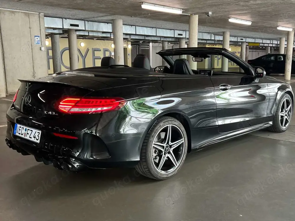 Mercedes-Benz C 43 AMG AMG C 43 Cabrio 4Matic 9G-TRONIC Night Edition Mercedes-Benz C 43 AMG AMG C 43 Cabrio 4Matic 9G-TRONIC Night Edition
