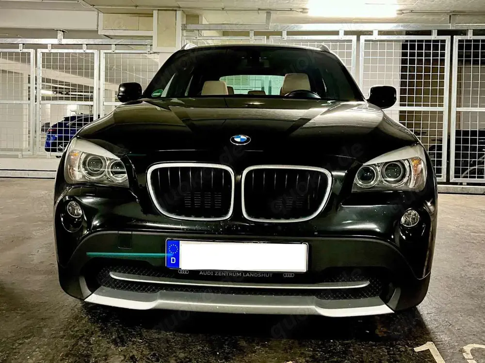 BMW X1 X1 xDrive20d *Navi*Leder*Xeon*PDC Hinten