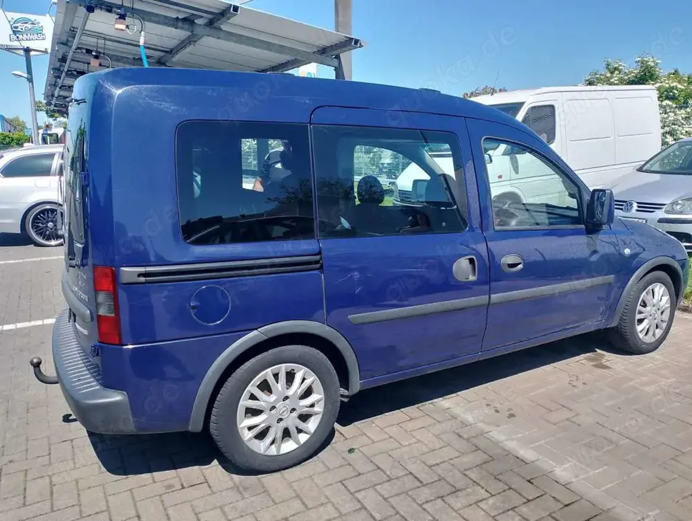 Opel Combo Kombi Business 111 Jahre