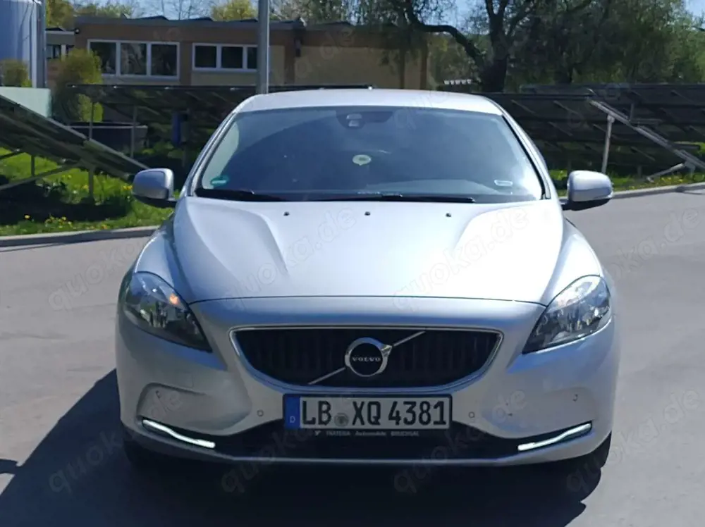 Volvo V40 T2 Geartronic Momentum