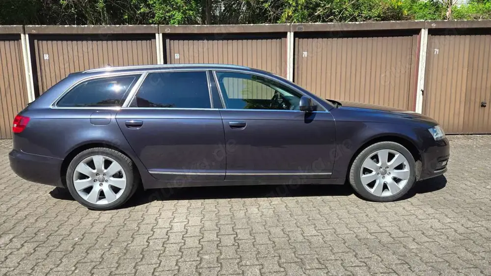 Audi A6 A6 Avant 2.7 TDI DPF quattro tiptronic