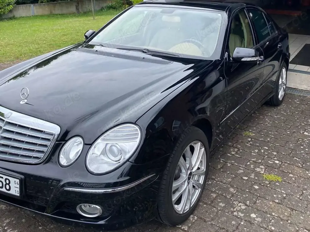 Mercedes-Benz E 280 E-Klasse 7G-TRONIC Elegance 55.000 km!