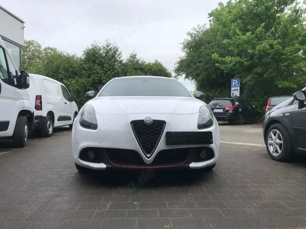Alfa Romeo Giulietta Veloce Alfa Romeo Giulietta Veloce