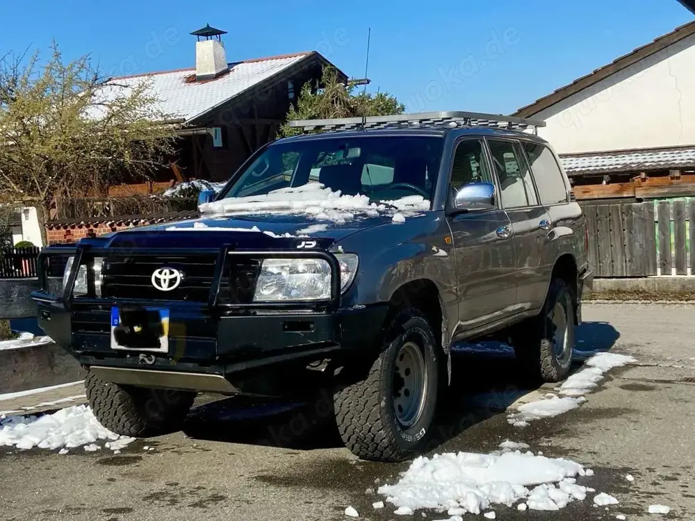 Toyota Land Cruiser 105 HD Afrika Version