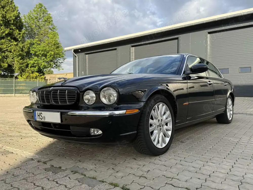 Jaguar XJ8 3.5 V8 - Vollausstattung/Leder/Navi/Memory