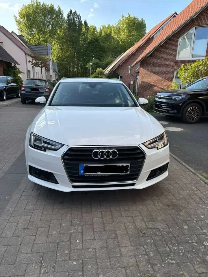 Audi A4 Avant 35 TDI S tronic