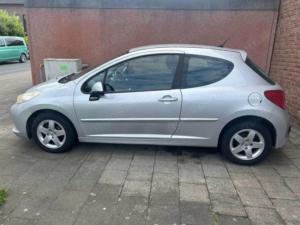 Peugeot 207 207 3-Türer 90 Filou
