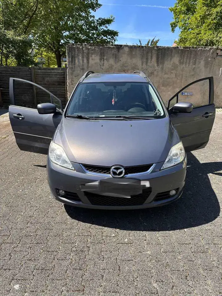 Mazda 5