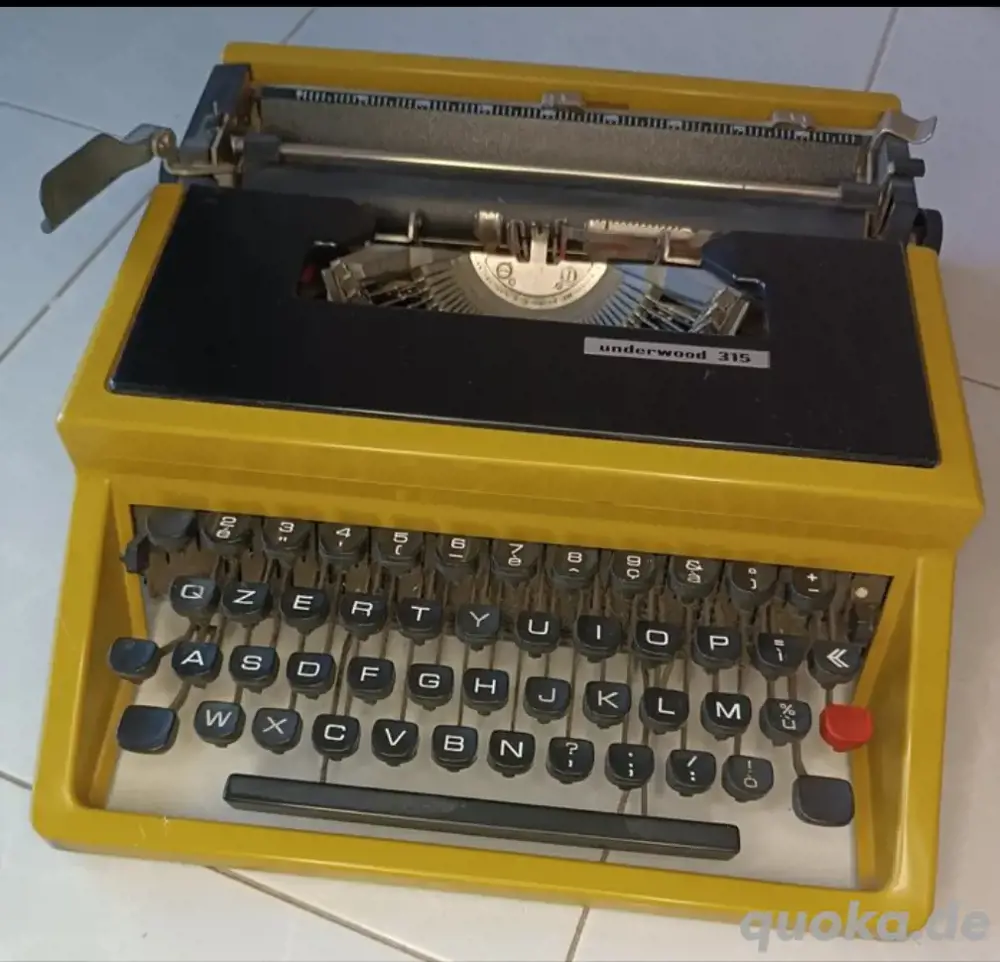 l für Sammler eine Underwood 315 aus dem 1960 Schreibmaschine l für Sammler eine Underwood 315 aus dem 1960 Schreibmaschine