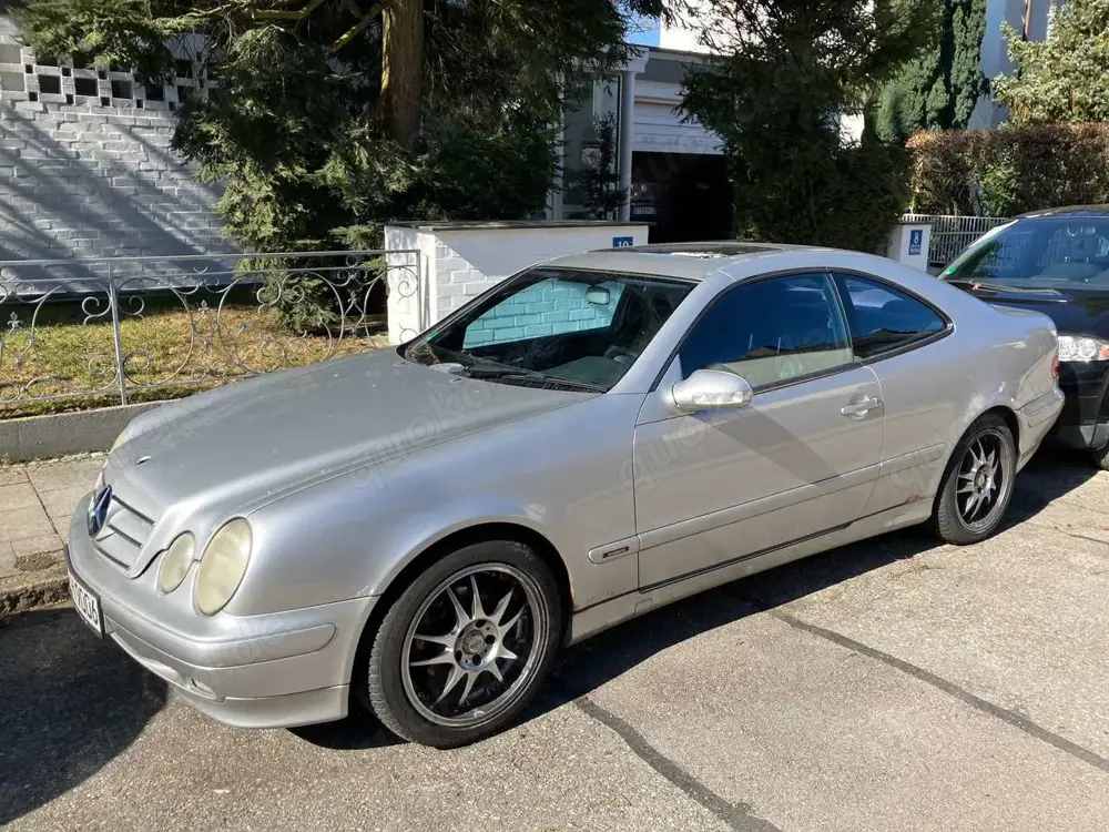 Mercedes-Benz CLK Coupe Kompressor Avantgarde LPG-Gas für Export