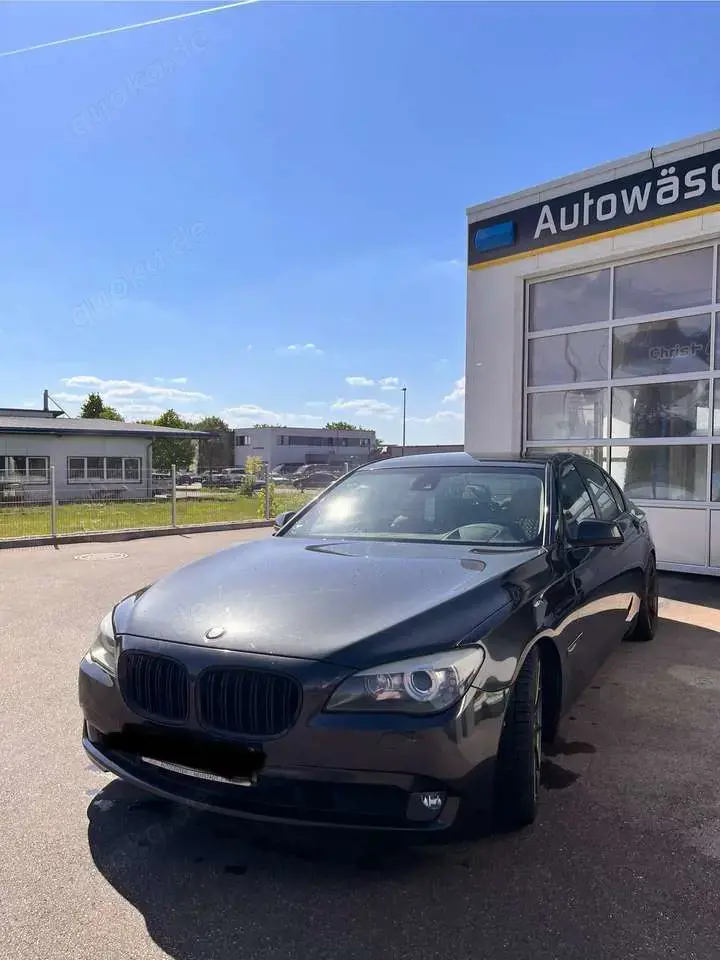 BMW 740 740d