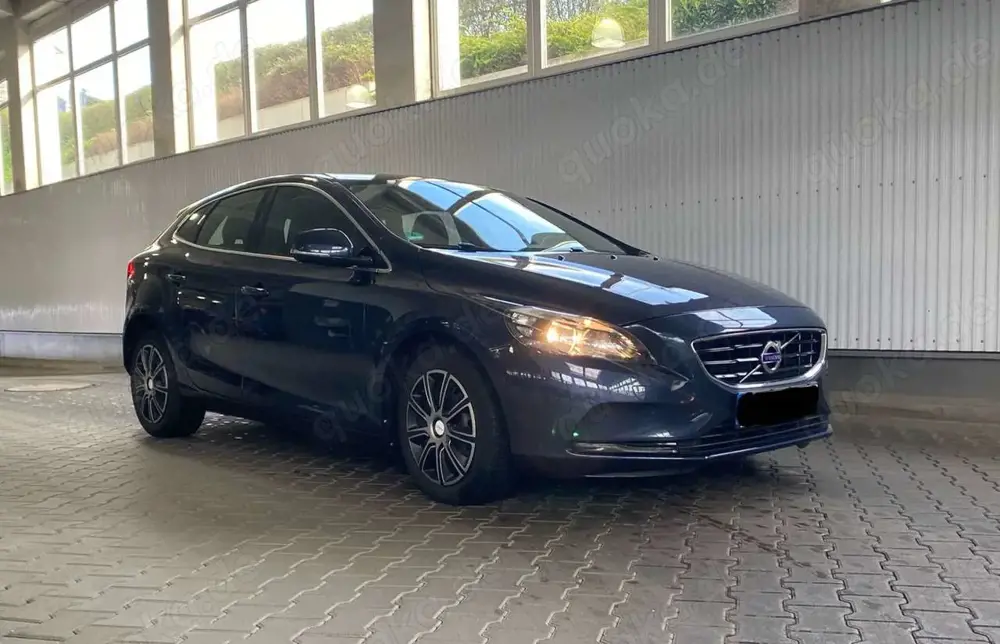Volvo V40 Momentum