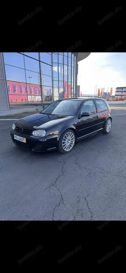 Volkswagen Golf 3.2 R32 4Motion
