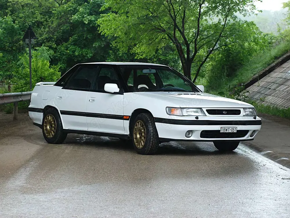 Subaru Legacy Legacy Sedan 4WD Turbo 16V