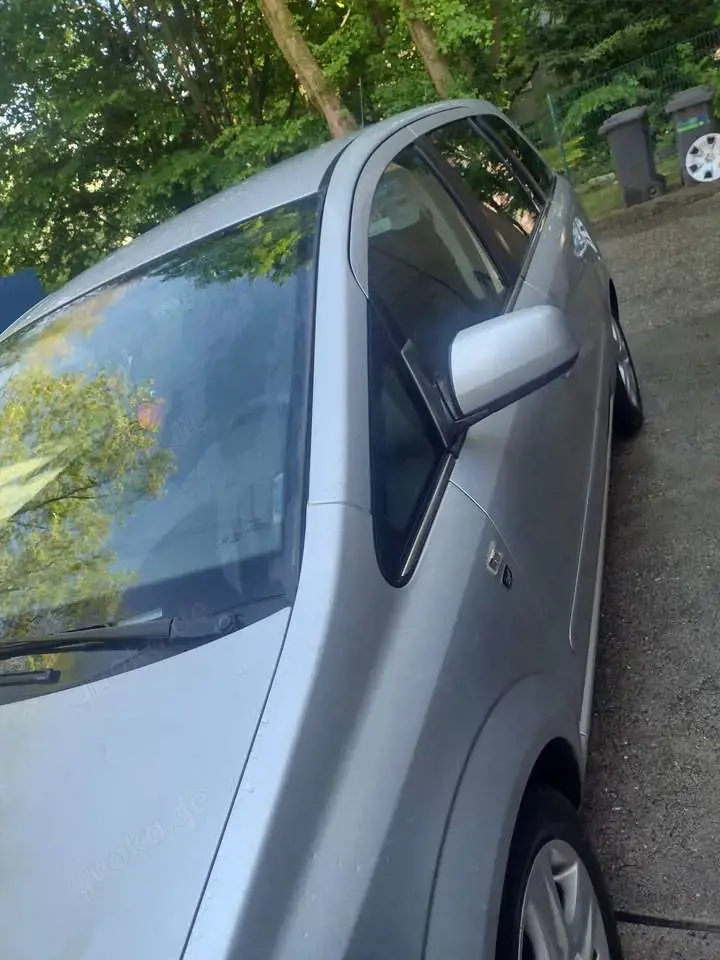 Opel Zafira Opel Zafira